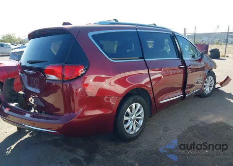 2018 Chrysler Pacifica Touring L z USA, uszkodzony, nr VIN 2C4RC1BG3JR287632